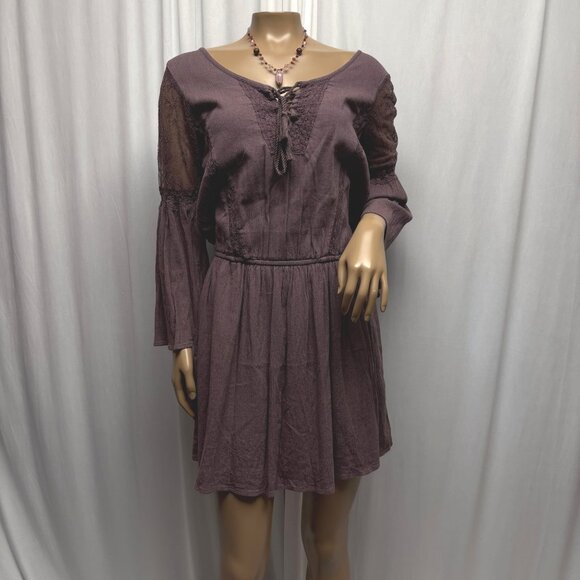 American Eagle Outfitters Dress Womens Sz Small Purple Lace Bell Sleeve Boho - Picture 1 of 9